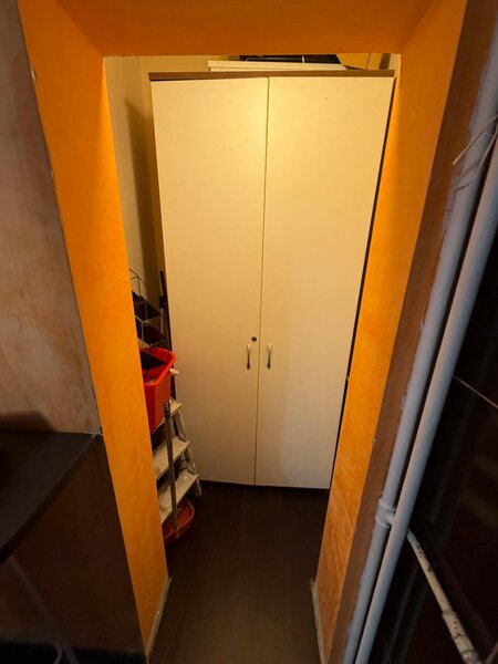 Dristor 3 minute metrou